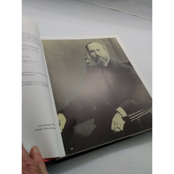 Quest for the Cup  1893 - 2001 History of Stanley Cup Finals - Jack Falla - Picture 5 of 11